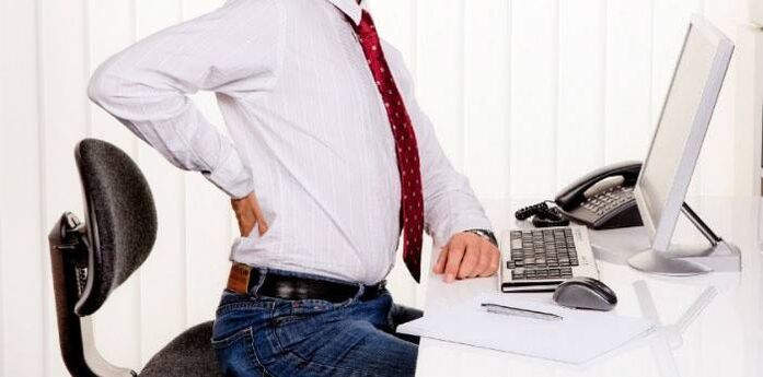 siedząca praca jako przyczyna rozwoju osteochondrozy