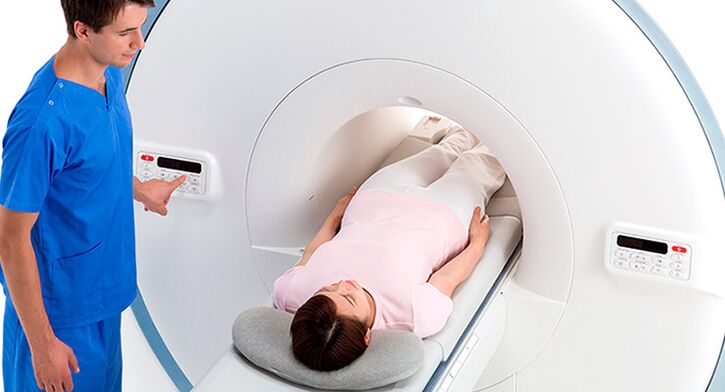 CT jest jedną z metod instrumentalnej diagnostyki bólu stawu biodrowego