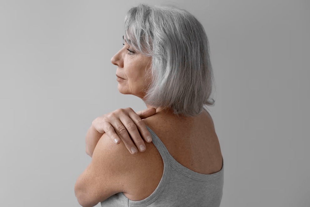 Osteochondrozę odcinka piersiowego kręgosłupa częściej diagnozuje się u osób starszych